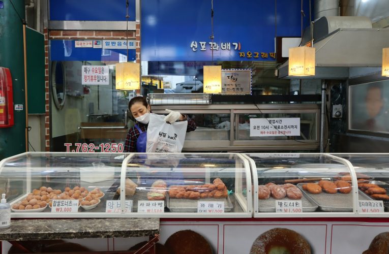 전통과 트렌드의 맛있는 줄다리기: 붕어빵 논쟁과 일본의 이색 ‘나라빵’